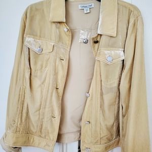 Coldwater velvet jacket.  New with button covers still intact.
